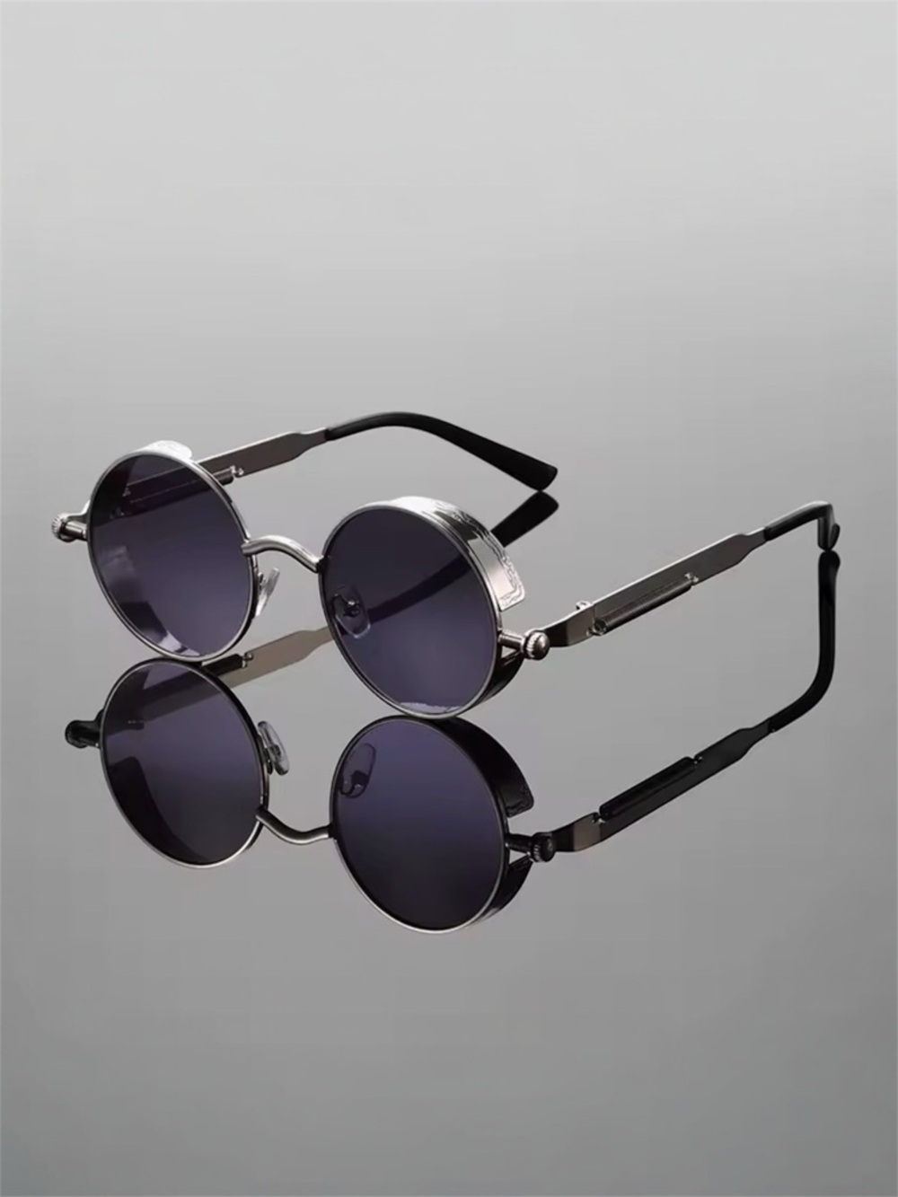 Round Punk Sunglasses Men Vintage Gradient Lens Luxury Designer Shades